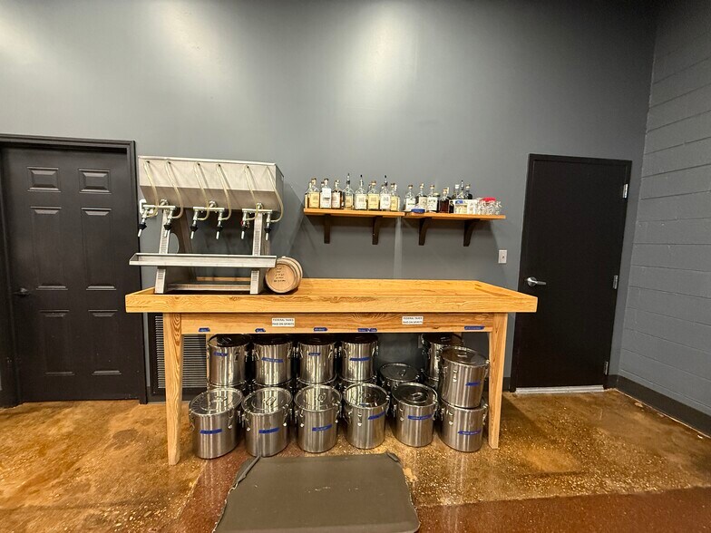 More Photos Of 314 Smith Ave, Thomasville Restaurant For Sale