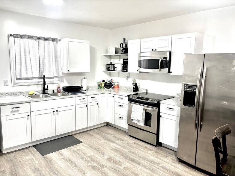 More Photos Of 116 Foundry St, Central Falls Apartments For Sale