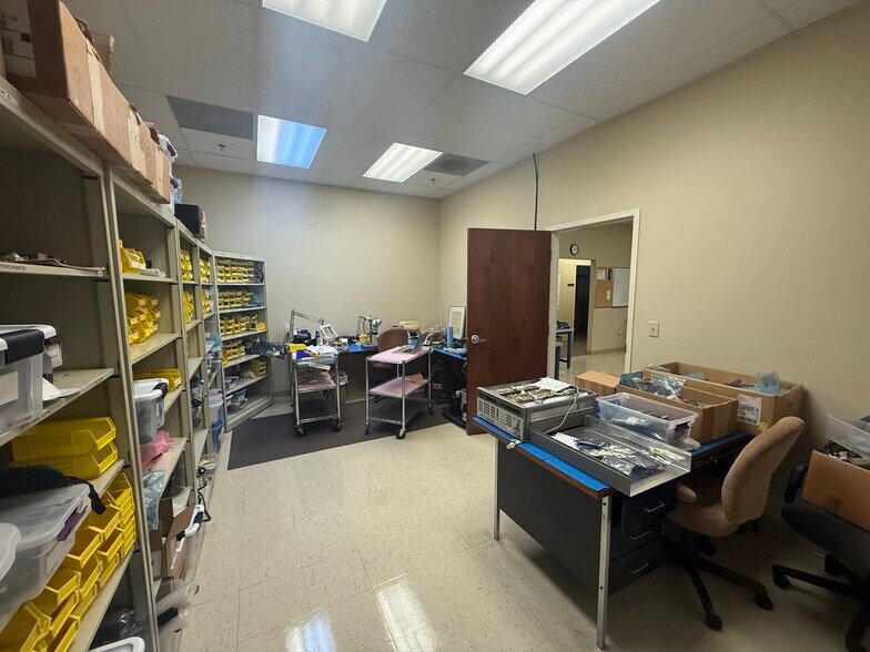 More Photos Of 8222 118th Ave, Largo Warehouse For Sale