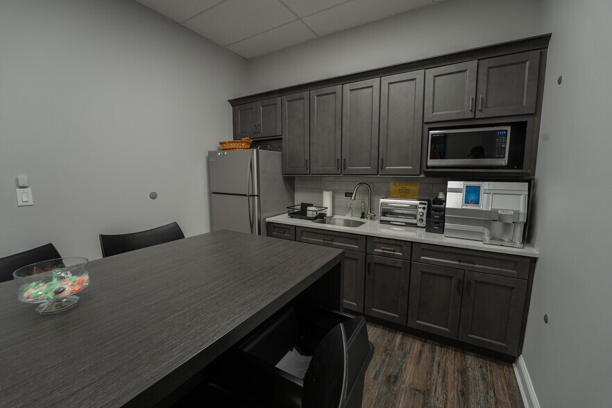 More Photos Of 152 Islip Ave, Islip Medical For Sale