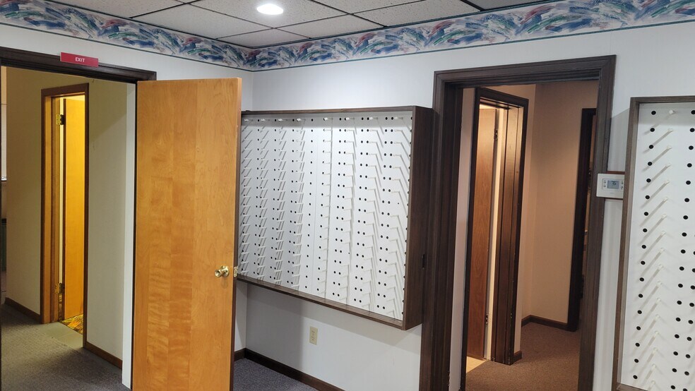 More Photos Of 205 North St, Morenci Medical For Sale