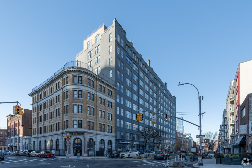 Primary Photo Of 60 Broadway, Brooklyn Apartments For Lease