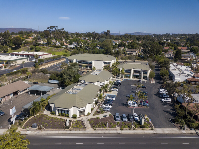 Primary Photo Of 285 N El Camino Real, Encinitas Unknown For Lease