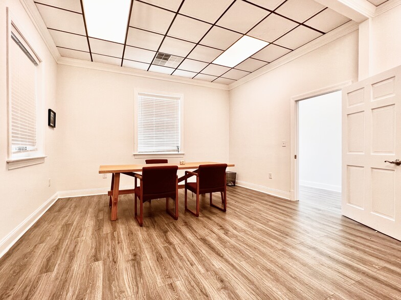 More Photos Of 490 Westfield Rd, Charlottesville Storefront Retail Office For Sale