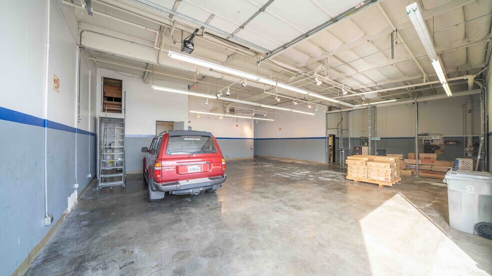 More Photos Of 44238 Fremont Blvd, Fremont Light Manufacturing For Lease