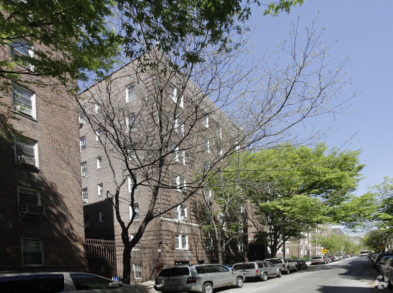 More Photos Of 35-30 81st St, Jackson Heights Apartments For Lease