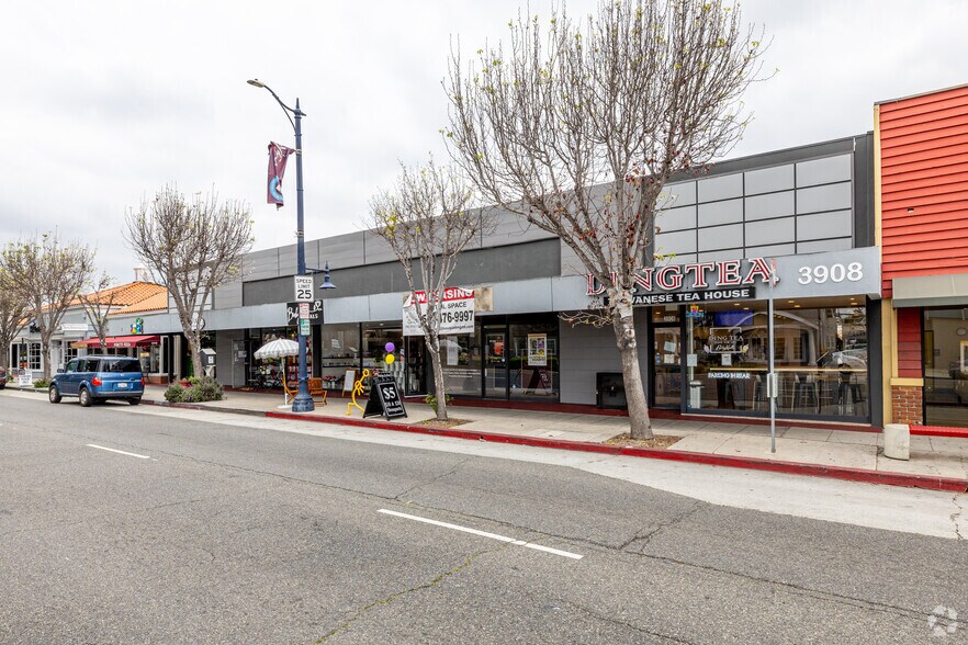 Primary Photo Of , Long Beach General Retail For Sale
