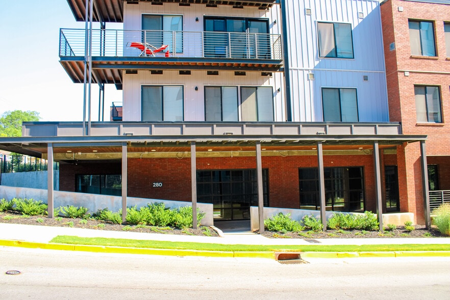 More Photos Of 230 N Finley St, Athens Apartments For Lease