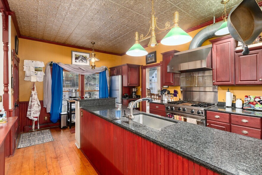 More Photos Of 200 Rose St, Georgetown Hospitality For Sale