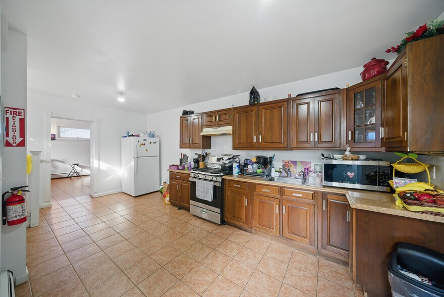 More Photos Of 203 E Blackwell St, Dover Multifamily For Sale