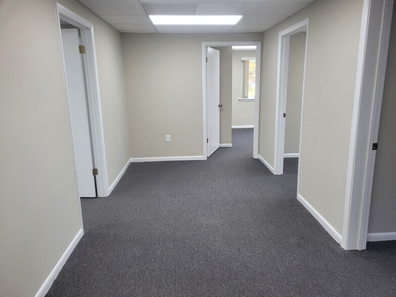 More Photos Of 8370 Veterans Hwy, Millersville Office For Lease