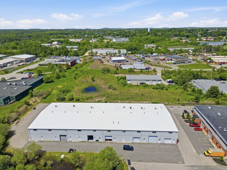 More Photos Of 18 Graf Rd, Newburyport Industrial For Lease
