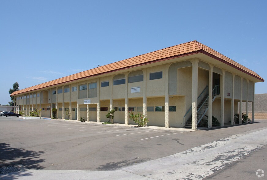 Primary Photo Of 336 Oxford St, Chula Vista Medical For Lease
