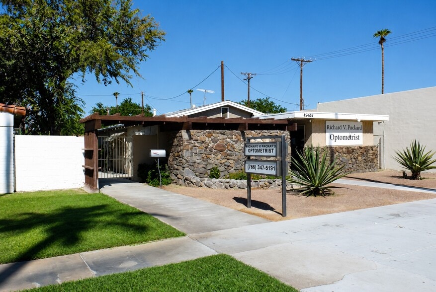 More Photos Of 45655 Oasis St, Indio Office For Sale