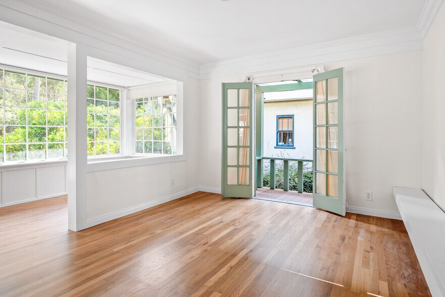 More Photos Of 2024 Laurel Canyon Blvd, Los Angeles Multifamily For Sale