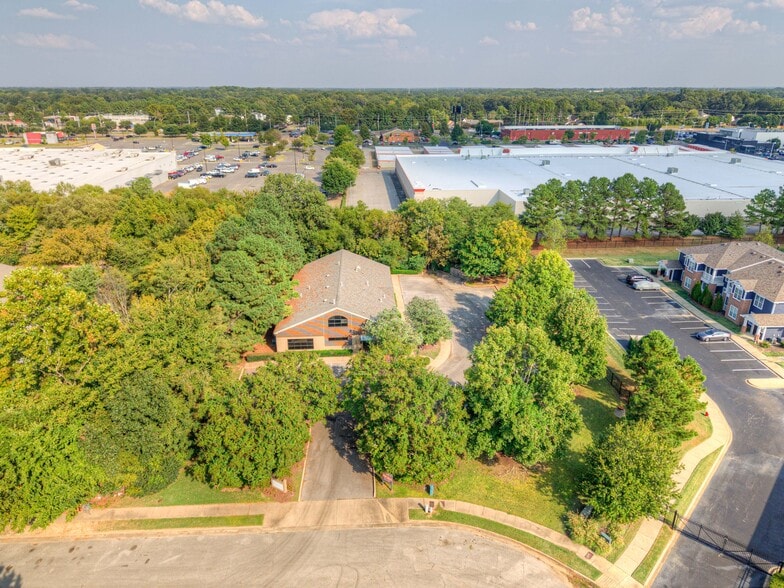 More Photos Of 520 Trinity Creek Cv, Cordova Medical For Sale