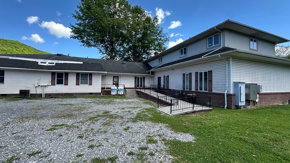 More Photos Of 444 Elmwood Ave, Alderson Medical For Sale