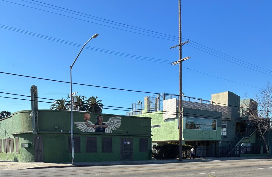 More Photos Of 1512 W Slauson Ave, Los Angeles Schools For Sale