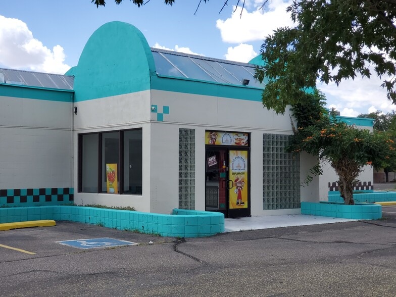 More Photos Of 5901 Gibson Blvd SE, Albuquerque Restaurant For Sale