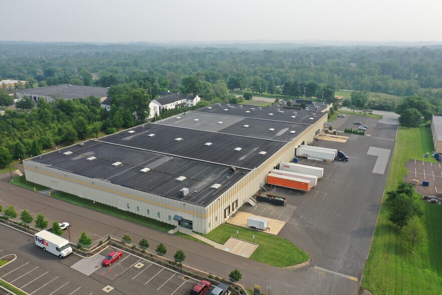 More Photos Of 1350 Welsh Rd, North Wales Warehouse For Lease