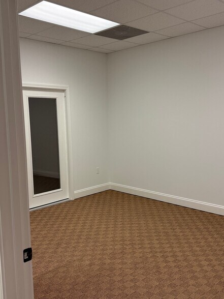 More Photos Of 6065 Parkway North Dr, Cumming Distribution For Sale