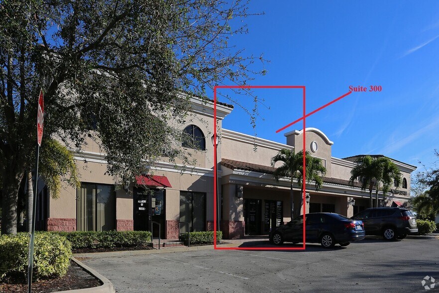 More Photos Of 9825 Marina Blvd, Boca Raton Medical For Lease