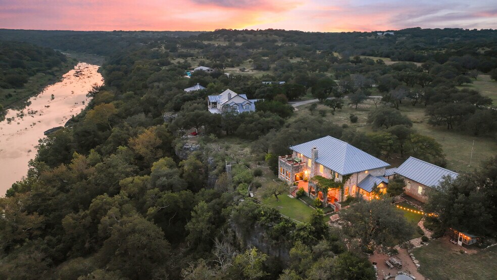 More Photos Of 5229 Hupedo Ranch Rd, Spicewood Specialty For Sale