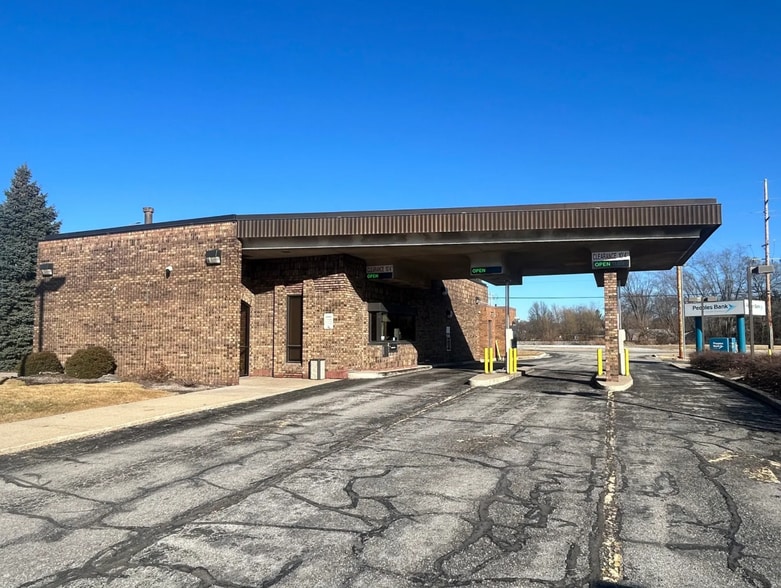 More Photos Of 1300 Sheffield Dr, Dyer Bank For Sale