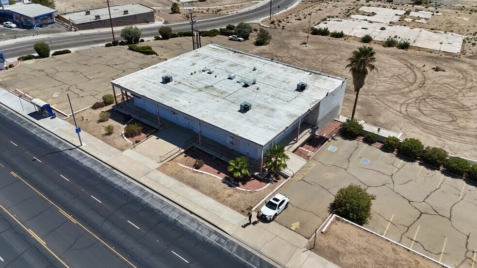 More Photos Of 14923 7th St, Victorville Freestanding For Sale