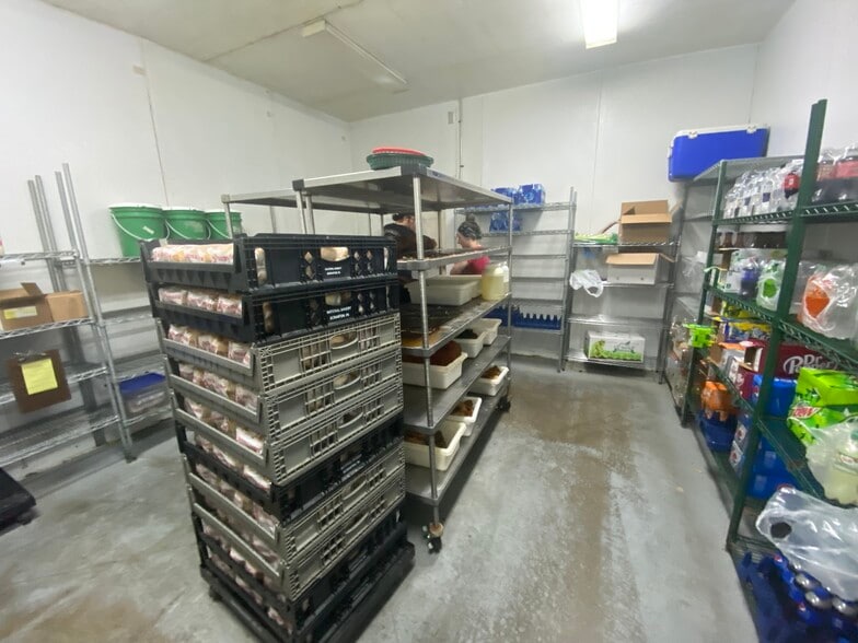 More Photos Of 122 E Poplar St, Nanticoke Restaurant For Sale