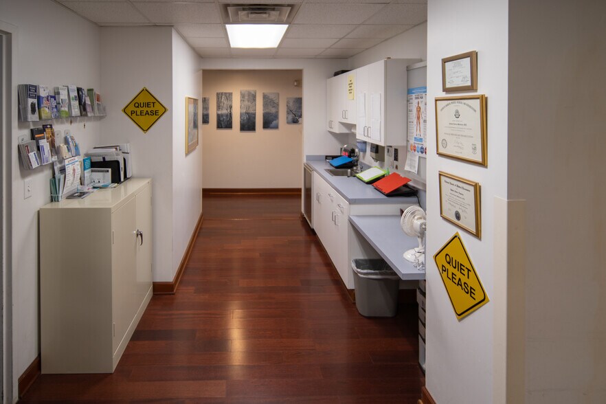 More Photos Of 235 North St, Buffalo Medical For Sale