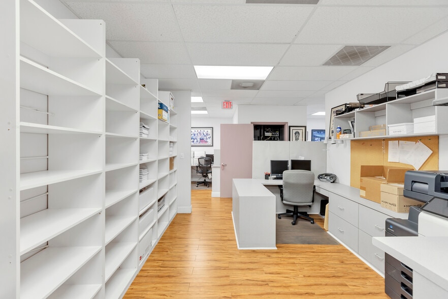 More Photos Of 6155-6187 Miami Lakes Dr E, Miami Lakes Showroom For Sale