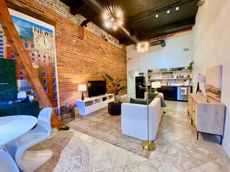 More Photos Of 102 W North St, Greenville Storefront Retail Office For Sale