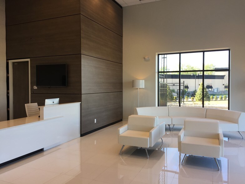 More Photos Of 3 Myers Dr, Mullica Hill Office For Lease