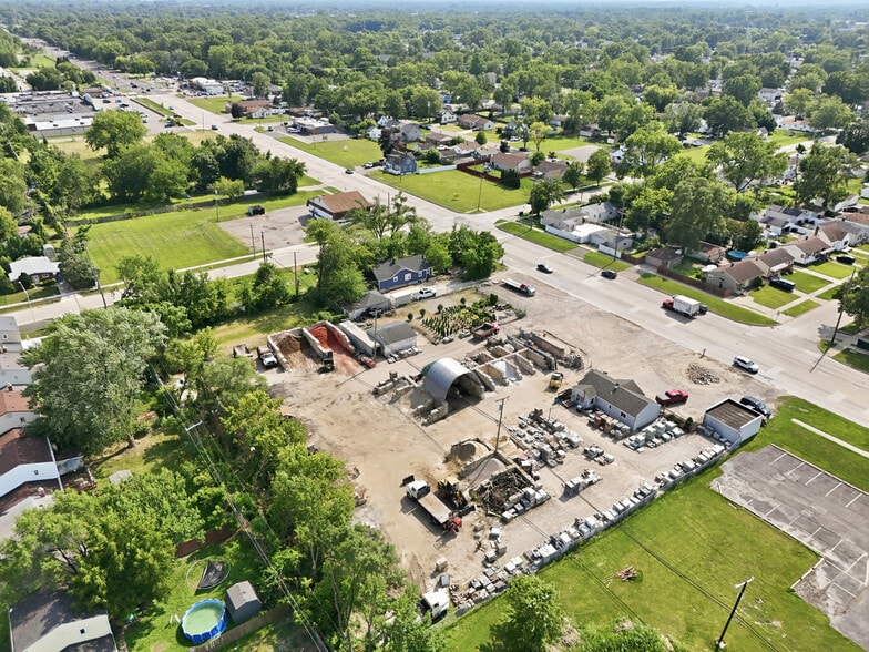 More Photos Of 1287 S Merriman Rd, Westland Freestanding For Sale