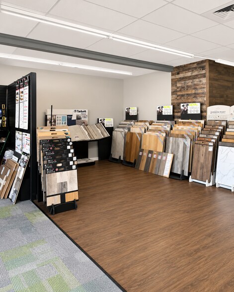 More Photos Of 301 Beech St, Connersville General Retail For Sale