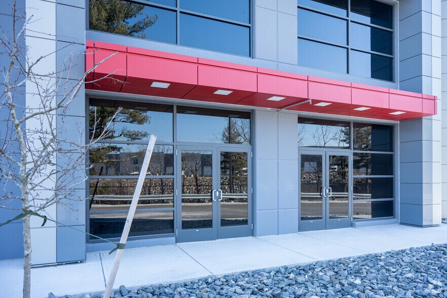 More Photos Of 80 Pine Hill Dr, Boylston Distribution For Lease
