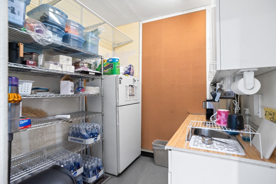 More Photos Of 401 1st St, Los Altos Medical For Sale