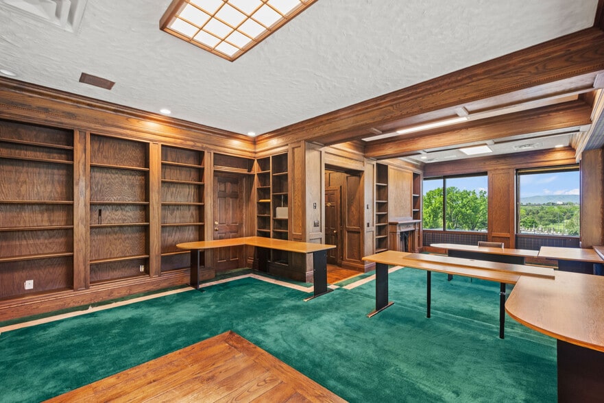 More Photos Of 2696 N University Ave, Provo Office For Sale