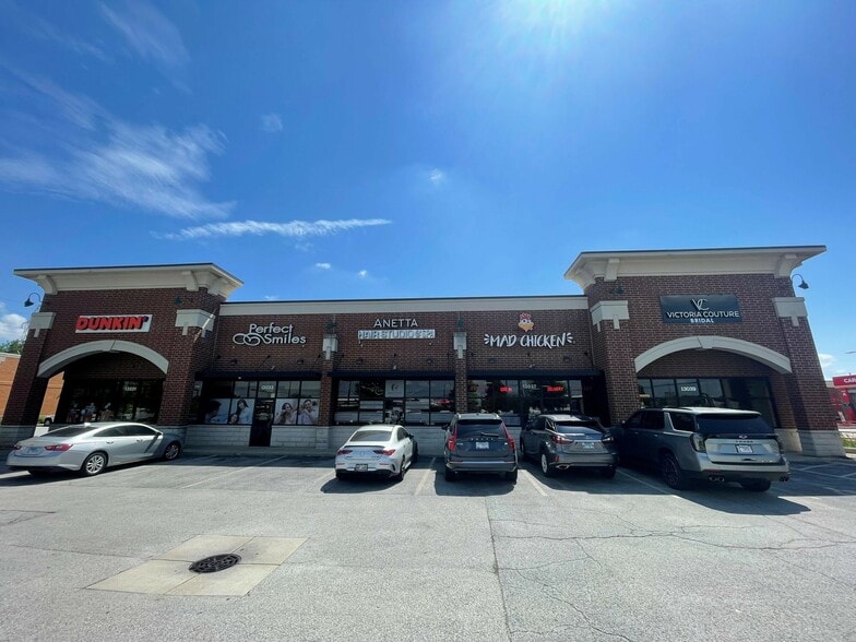 More Photos Of 13029-13039 S La Grange Rd, Palos Park General Retail For Lease