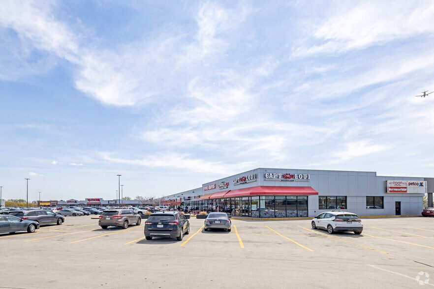 More Photos Of Hutchinson River Pky @ Wennerplace, Bronx Unknown For Lease