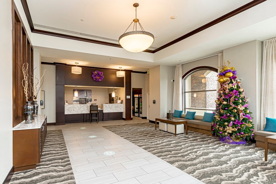 More Photos Of 4001 Nicholson Dr, Baton Rouge Hotel For Lease