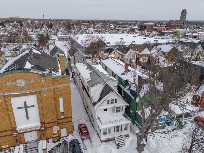 Primary Photo Of 829 Fillmore Ave, Buffalo Multifamily For Sale