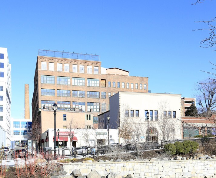 More Photos Of 28 Wells Ave, Yonkers Loft Creative Space For Lease