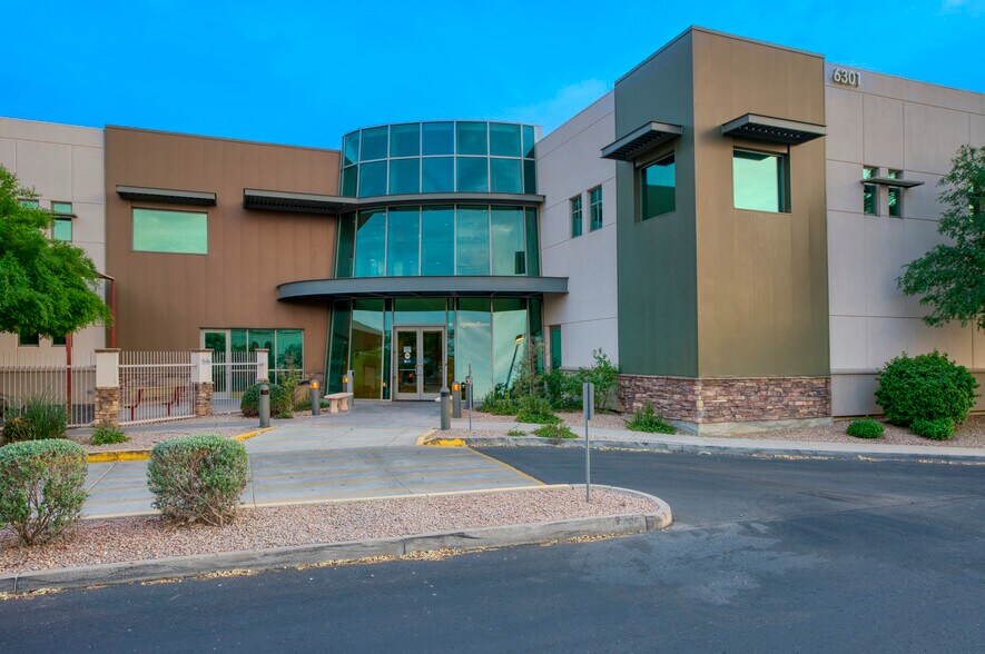 More Photos Of 6301 S McClintock Dr, Tempe Medical For Lease
