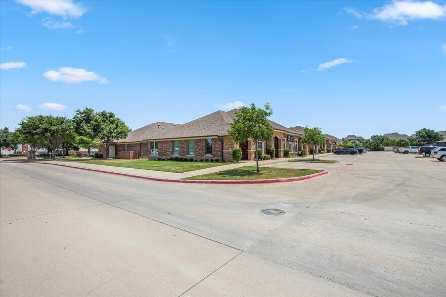 More Photos Of 425 Old Newman Rd, Frisco Medical For Sale