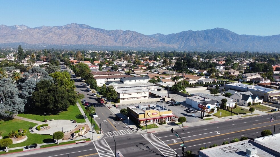 More Photos Of 9803 Las Tunas Dr, Temple City Fast Food For Sale