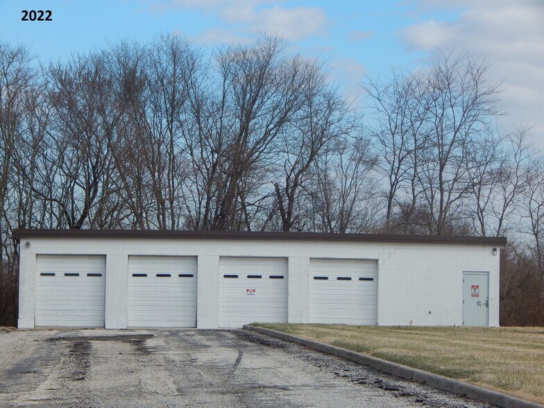 More Photos Of 25218 Dow Rd, Dow Utility Substation For Sale