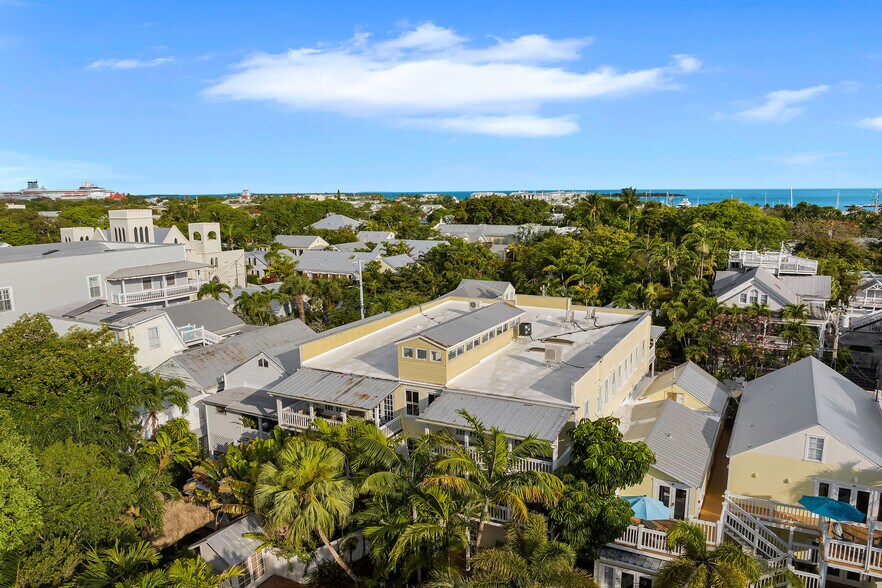 More Photos Of 812 Fleming St, Key West Storefront For Sale