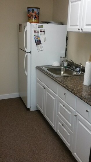 More Photos Of 8 W Dry Creek Cir, Littleton Medical For Lease